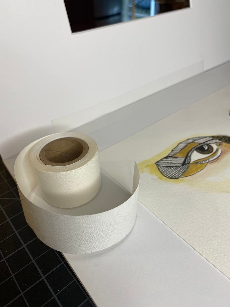 لينيكو شريط مفصل من الكتان ذاتي اللصق من Lineco. نسيج خالٍ من الأحماض وذو درجة حموضة محايدة. 1.25 بوصة × 150 قدم. شريط موثوق به للمفصلات، والألواح غير اللامعة، والتركيب، والحفظ، والتأطير، والحرف اليدوية، وDIY. أبيض. - Image 4